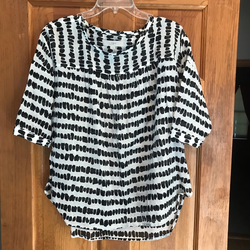 LOFT Black and white top